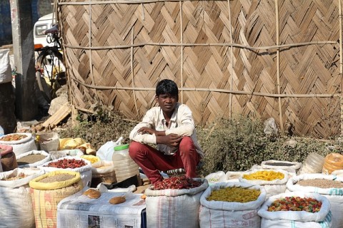 street-vendor-833462_640